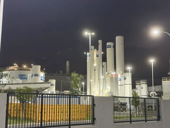 科创板最大IPO，长鑫科技明日上市！记者实探：夜间厂区灯火通明，周边酒店一房难求